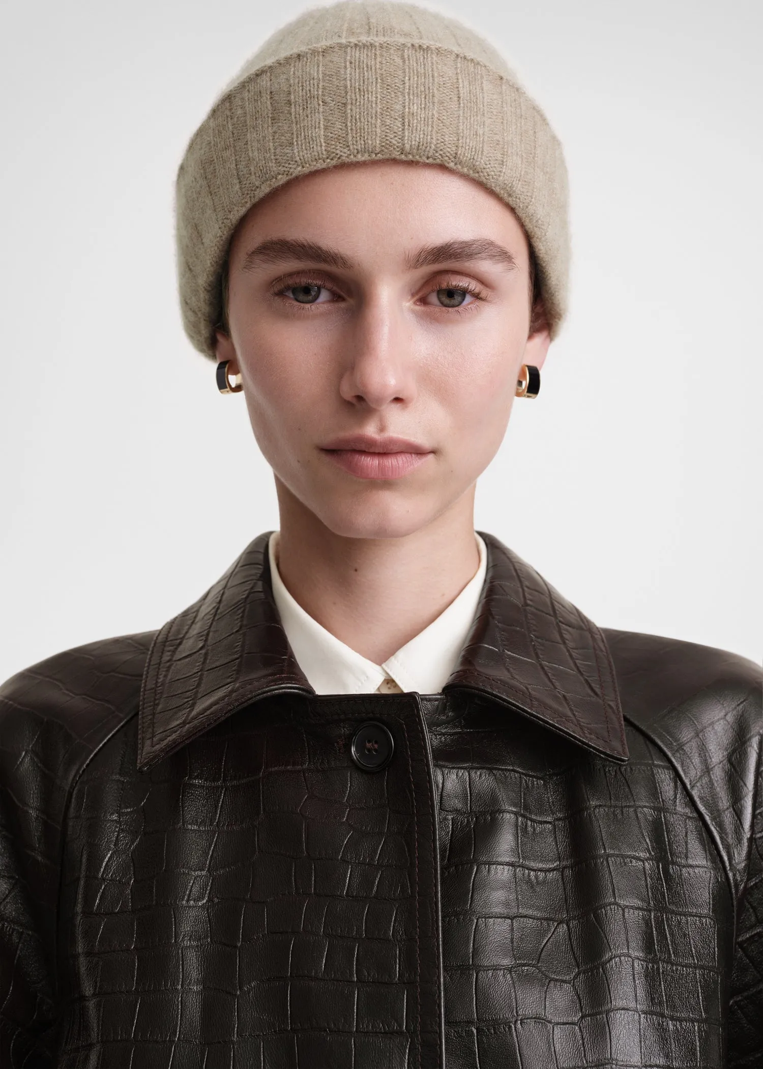 Cashmere beanie biscuit