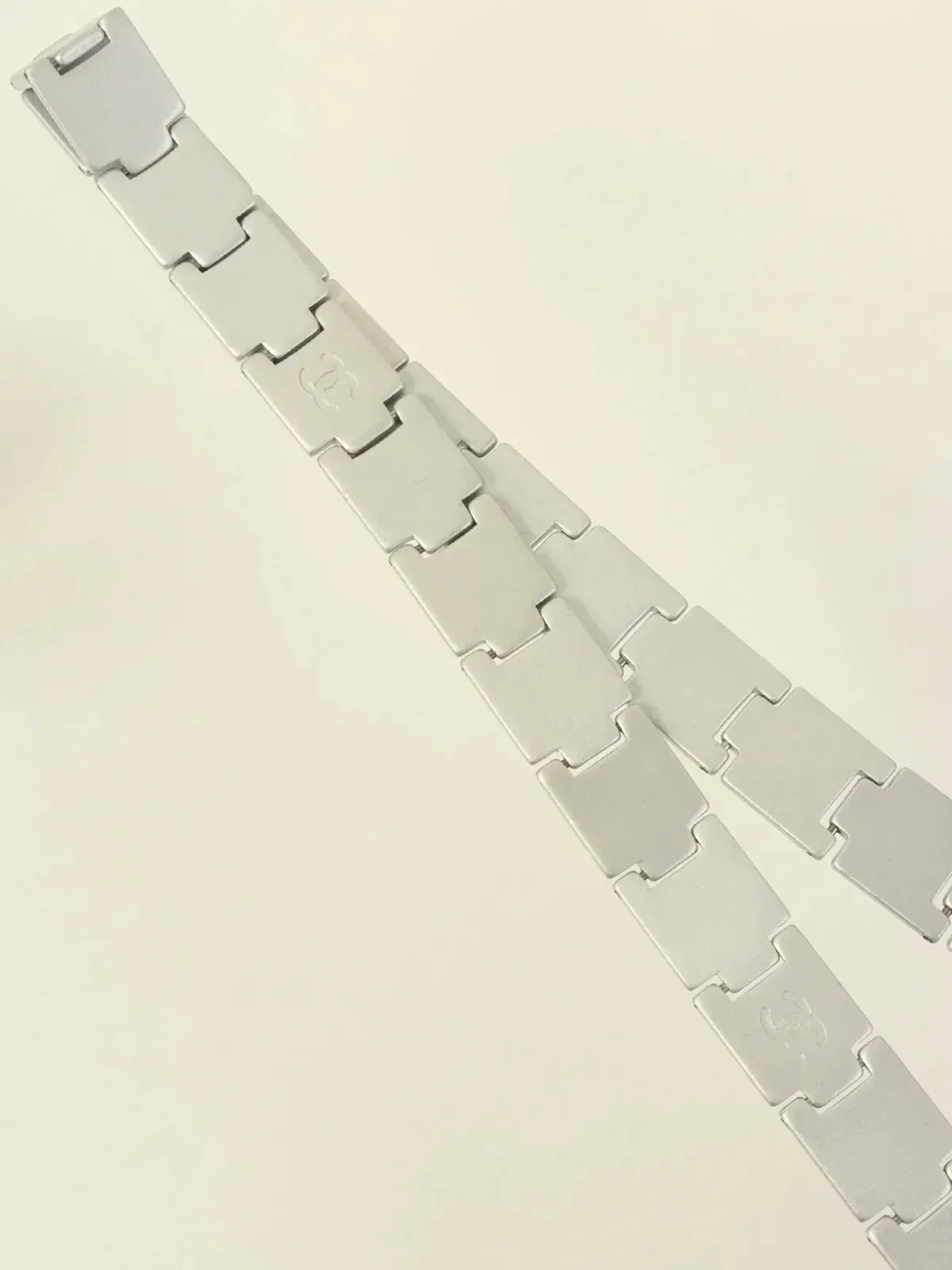 CHANEL 1999 Made Round Cc Mark Plate Belt Silver