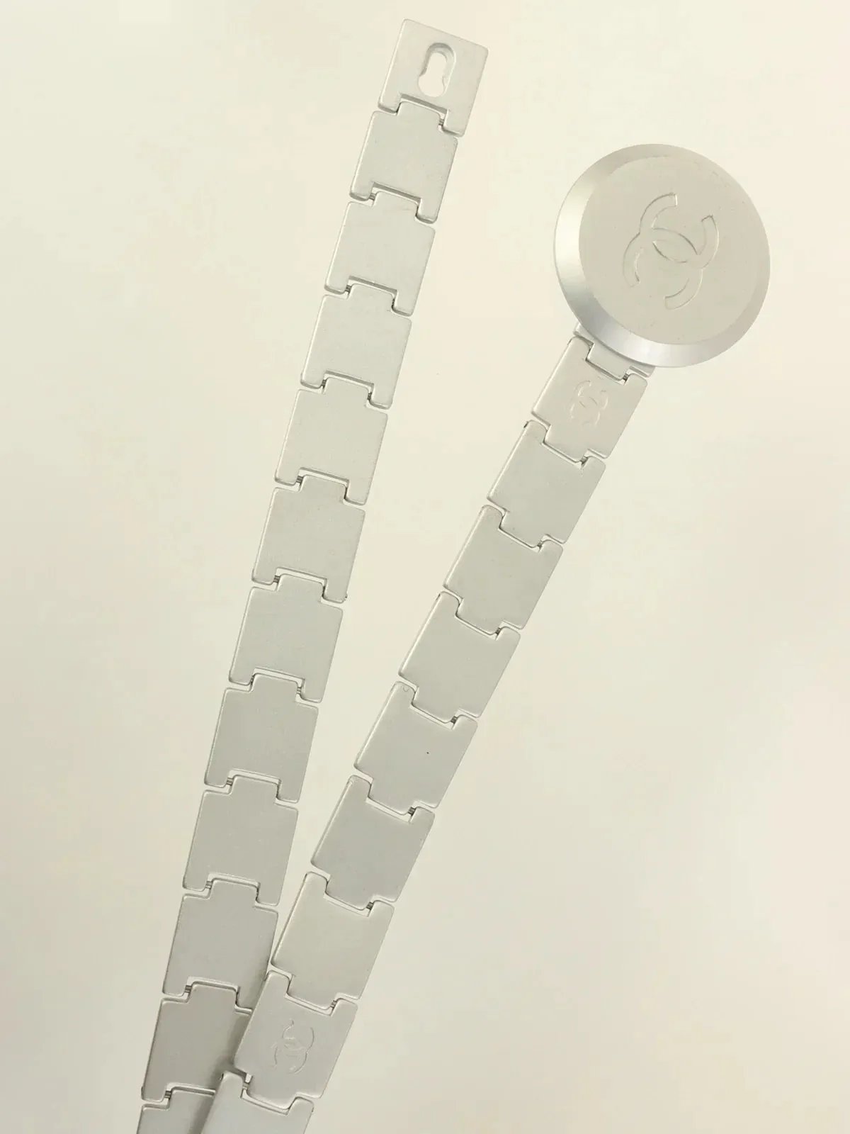 CHANEL 1999 Made Round Cc Mark Plate Belt Silver