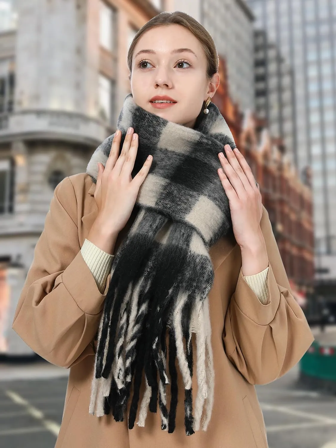Oversized Blanket Scarf for Women Winter Fall Chunky Plaid Soft Cashmere Feel Thick Scarves with Fringed