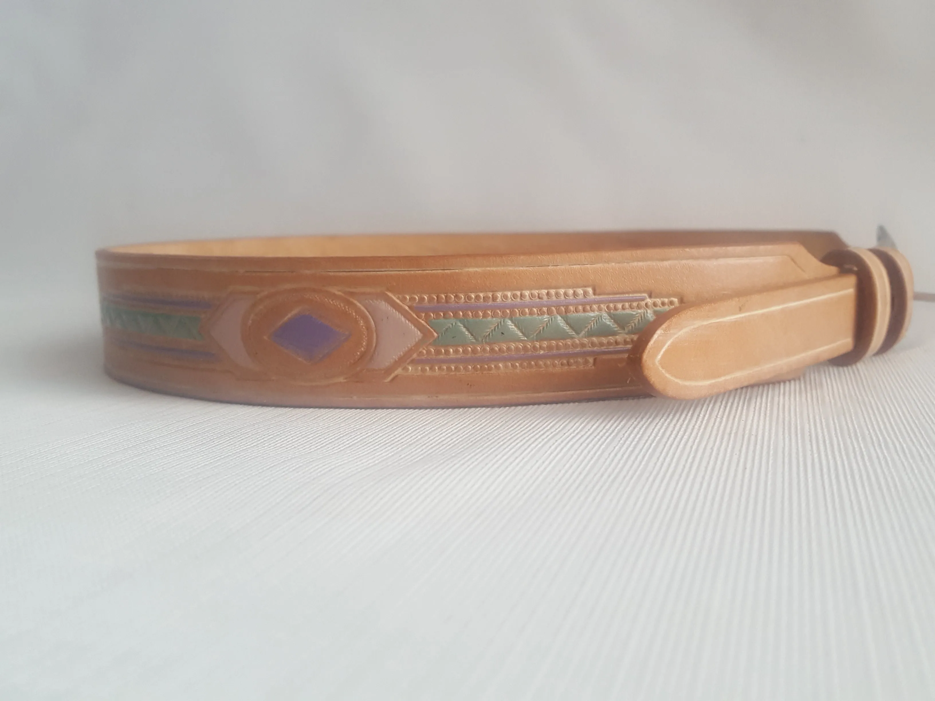 Silver Creek Tooled Leather Western Inspired Belt  sz. Small