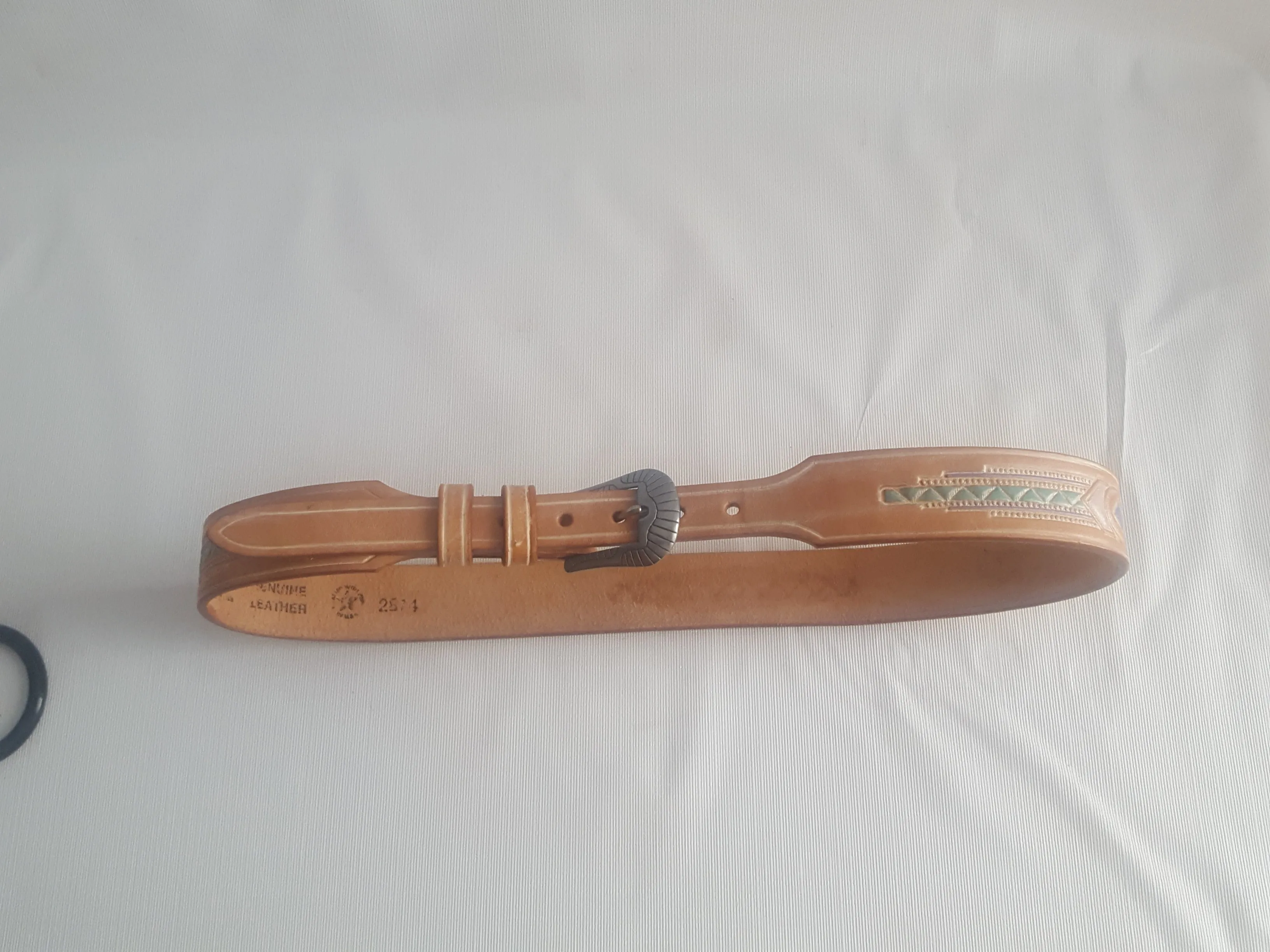 Silver Creek Tooled Leather Western Inspired Belt  sz. Small