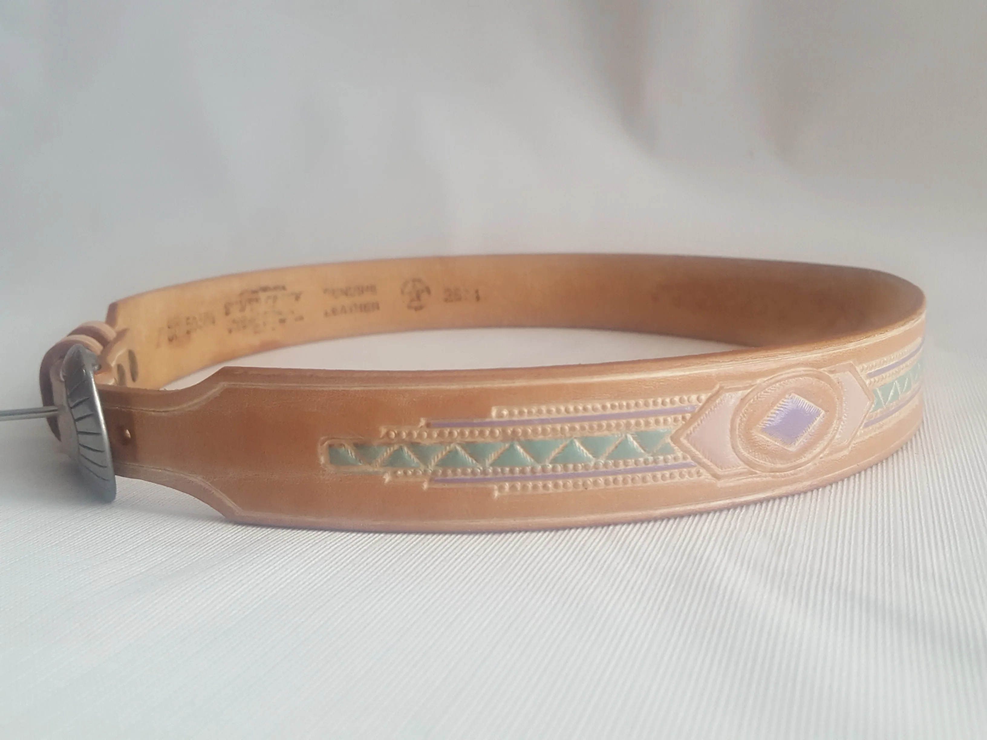 Silver Creek Tooled Leather Western Inspired Belt  sz. Small