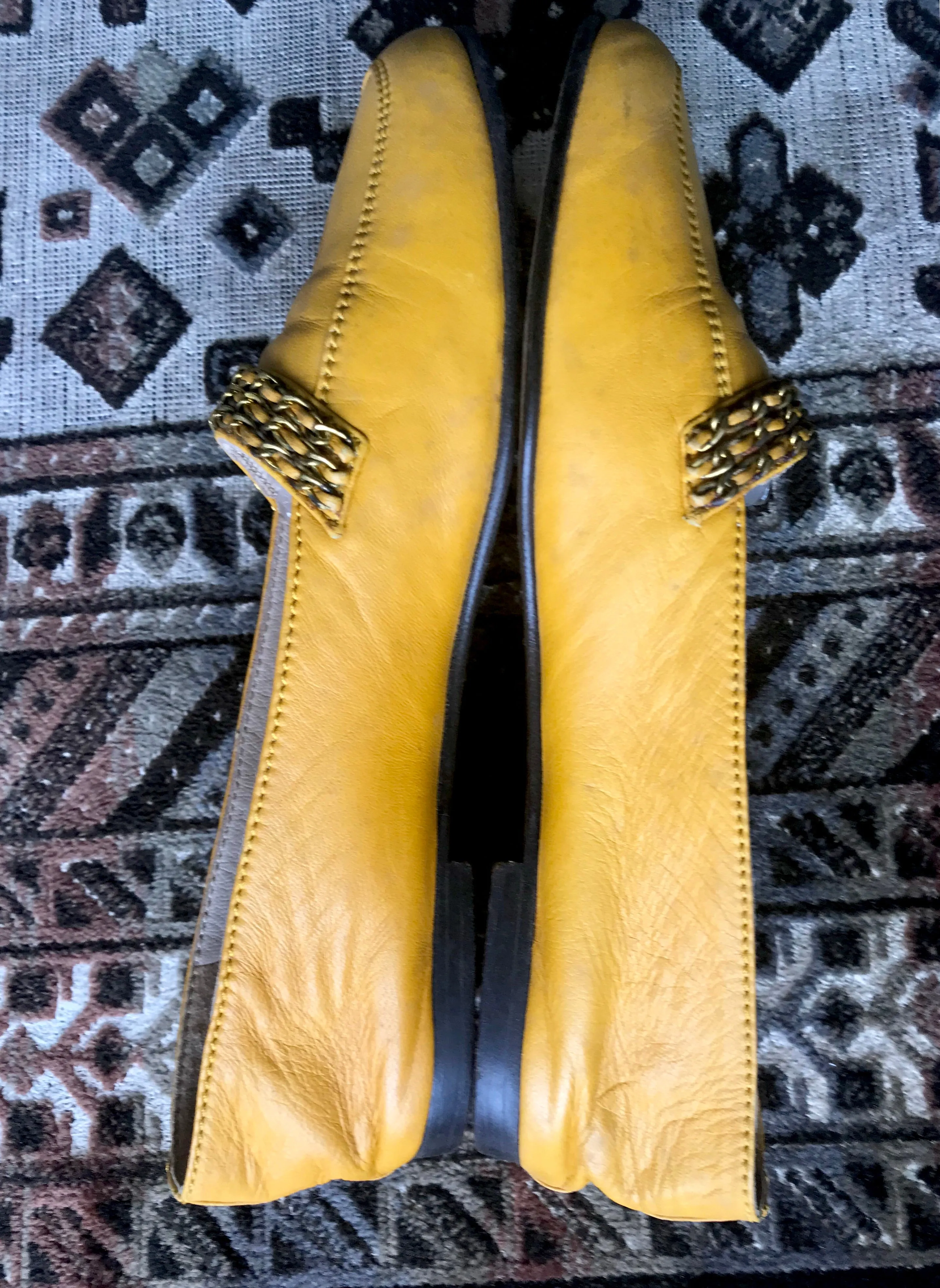 Vintage CHANEL yellow calfskin leather flat pump shoes with triple skinny chain belts. EU 36, US6-6.5